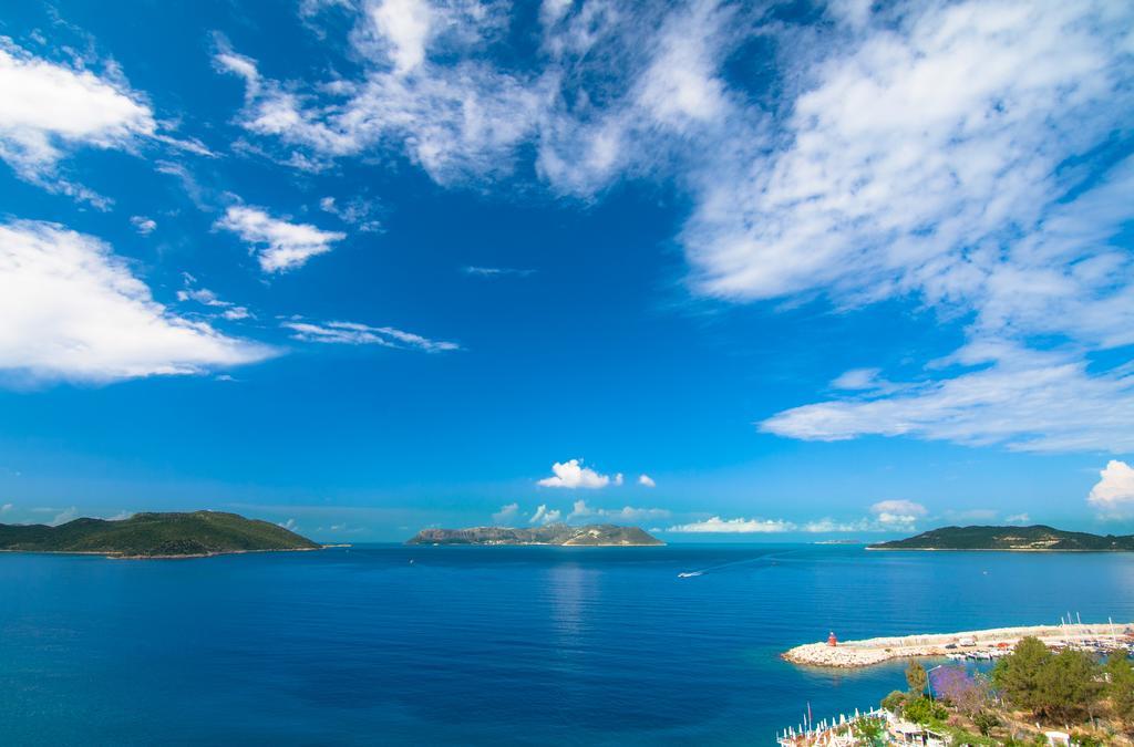 Hotel Begonvil Kaş Bilik gambar